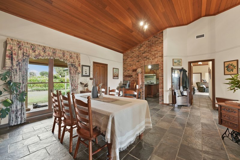 Photo - 95 Craigend Road, The Oaks NSW 2570 - Image 19