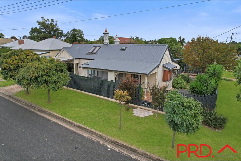 95 Denison Street, Tamworth NSW 2340