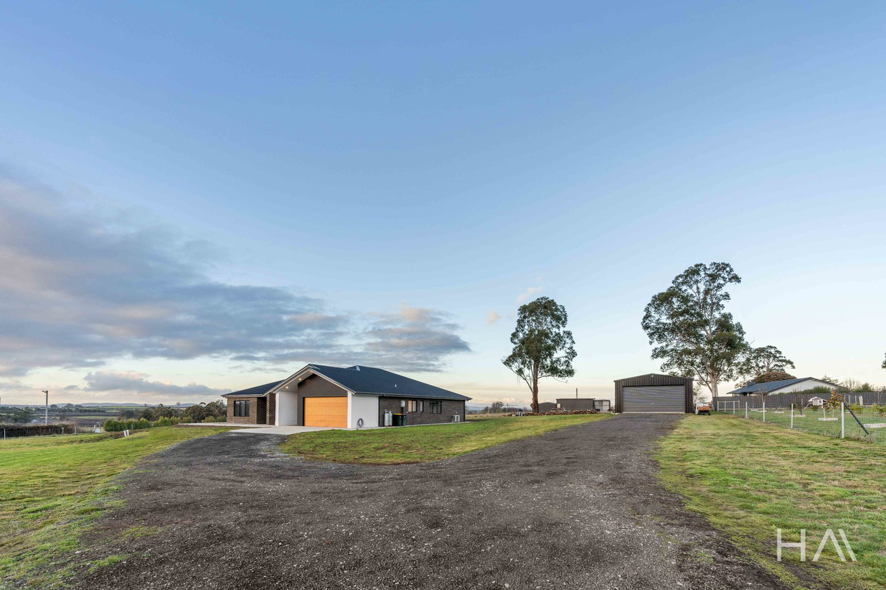 95 Five Acre Row, Westbury, TAS 7303 - Image 2