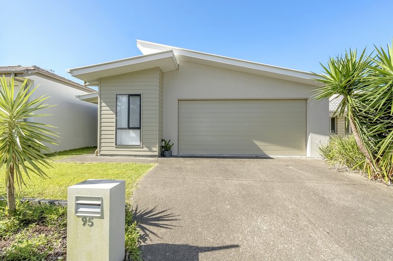 95 Flora Terrace, Pimpama QLD 4209