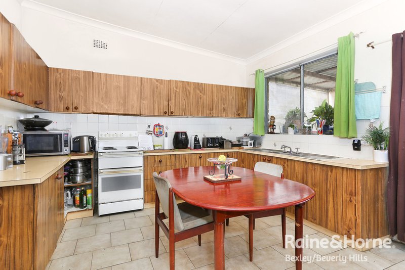 Photo - 95 Gloucester Road, Hurstville NSW 2220 - Image 3