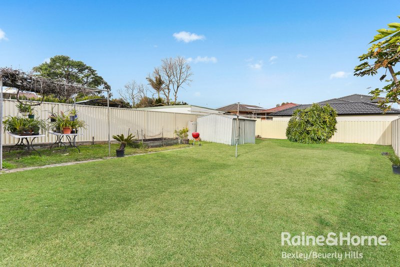 Photo - 95 Gloucester Road, Hurstville NSW 2220 - Image 4