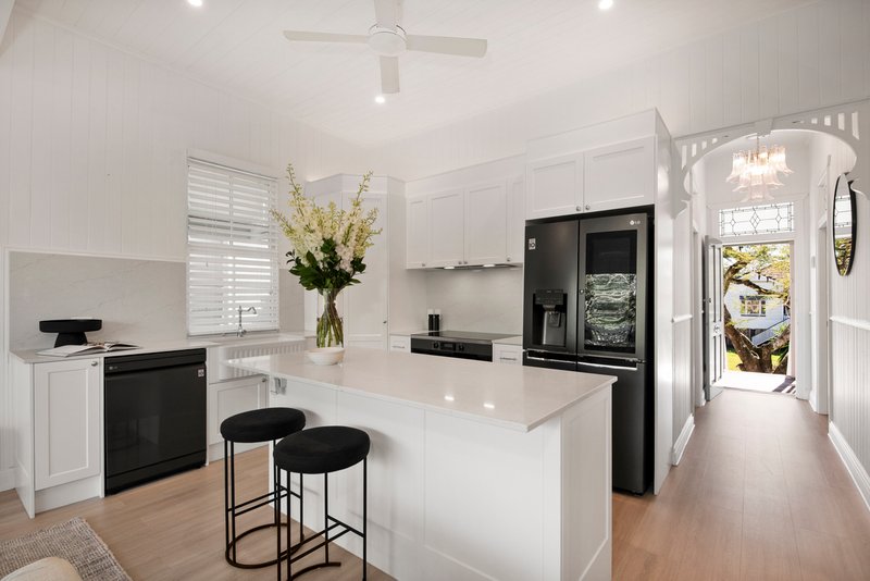 Photo - 95 Grafton Street, Windsor QLD 4030 - Image 7