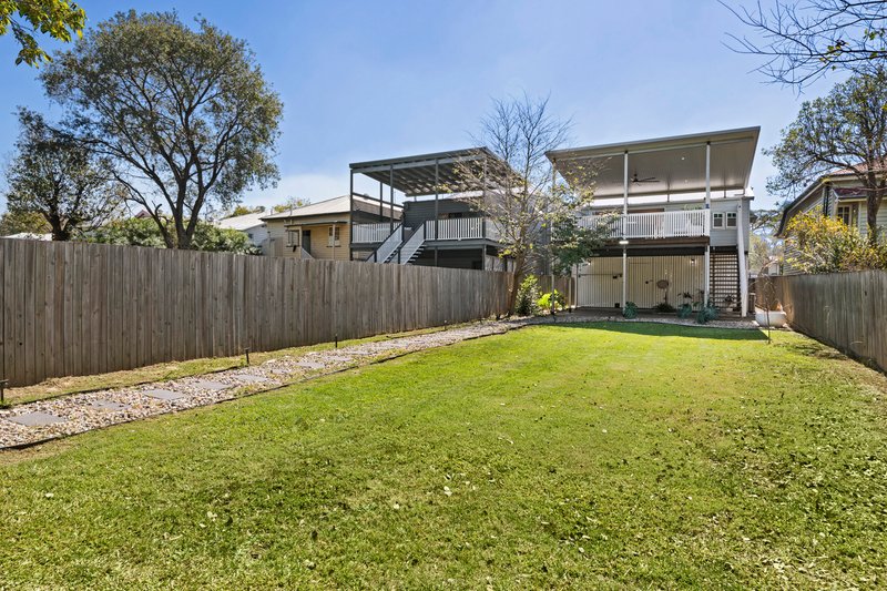 Photo - 95 Grafton Street, Windsor QLD 4030 - Image 18