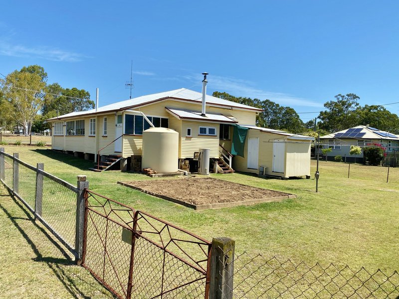 Photo - 95 Haly Street, Wondai QLD 4606 - Image 15