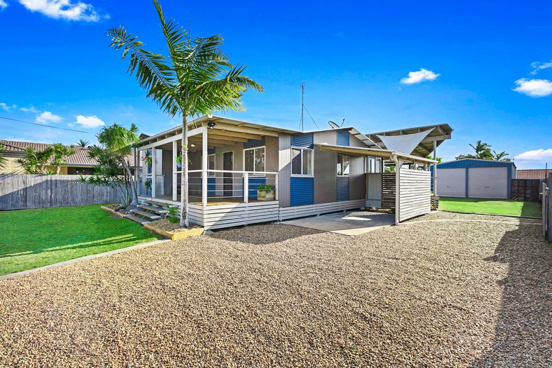 Photo - 95 Honiton Street, Torquay QLD 4655 - Image 2