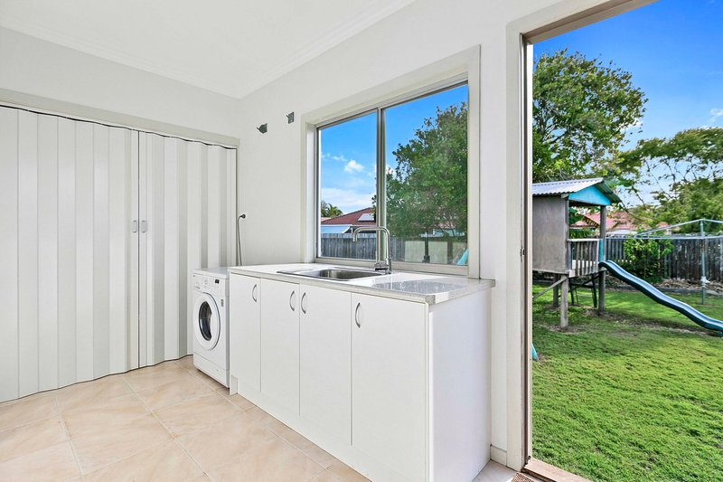 Photo - 95 Honiton Street, Torquay QLD 4655 - Image 15