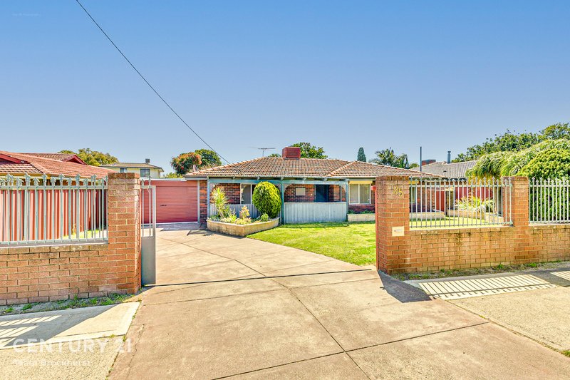 Photo - 95 Hume Road, Thornlie WA 6108 - Image 4