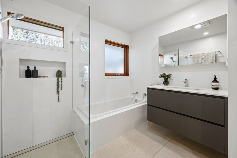 Photo - 95 Irvine Street, Watson ACT 2602 - Image 21