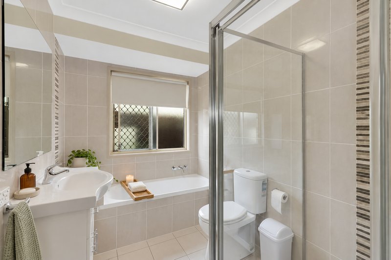 Photo - 95 Lambor Drive, Mudgeeraba QLD 4213 - Image 9