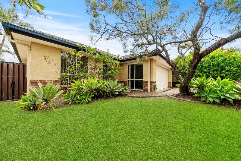 Photo - 95 Lindfield Drive, Helensvale QLD 4212 - Image 2