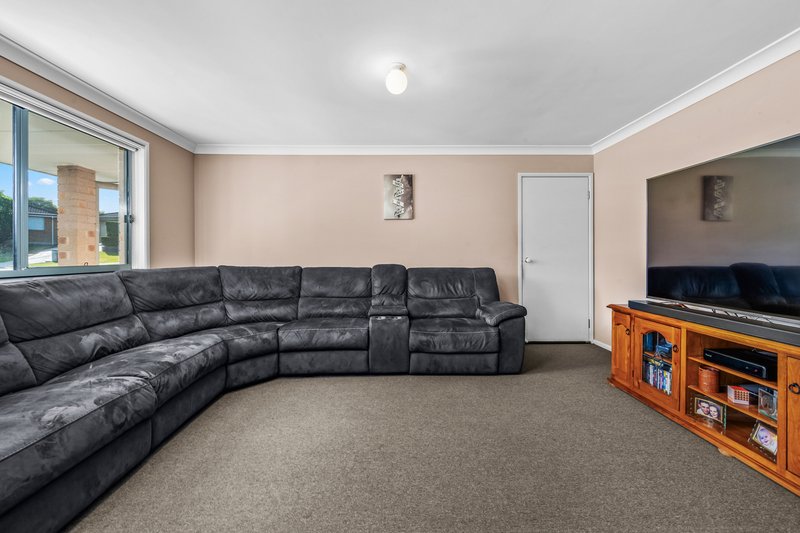 Photo - 95 Lord Howe Drive, Ashtonfield NSW 2323 - Image 8