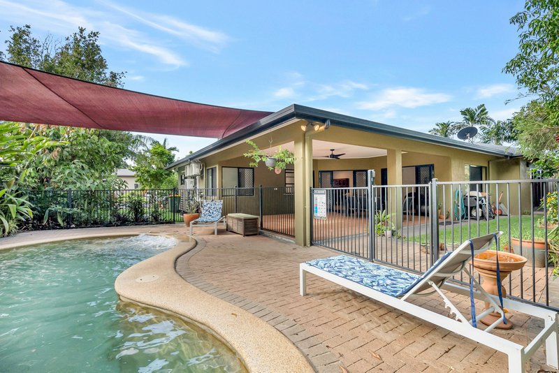 Photo - 95 Michaelangelo Drive, Redlynch QLD 4870 - Image 25