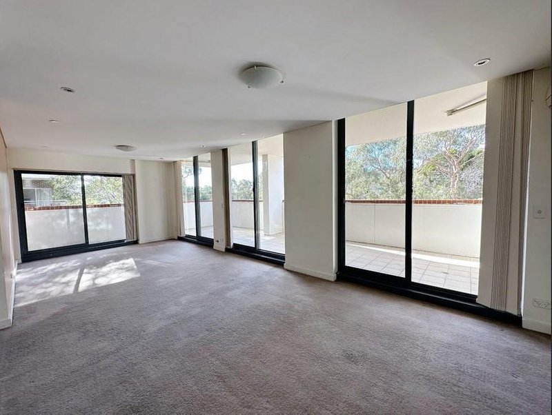 Photo - 9/5 Northumberland Street, Liverpool NSW 2170 - Image 2