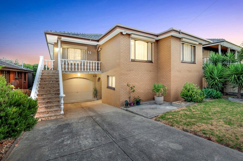 Photo - 95 Pallant Avenue, Reservoir VIC 3073 - Image 2