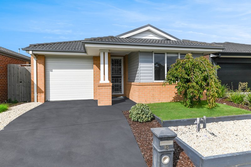 Photo - 95 Park Orchard Drive, Pakenham VIC 3810 - Image