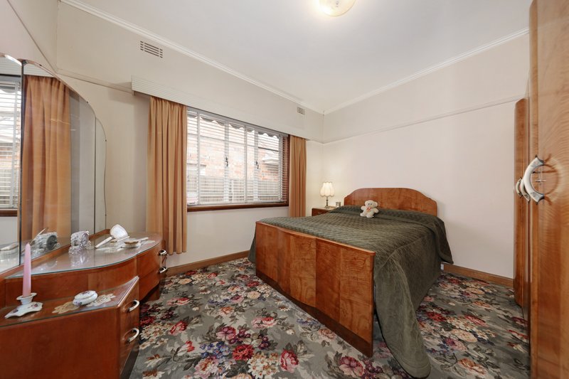 Photo - 95 Patterson Road, Bentleigh VIC 3204 - Image 9