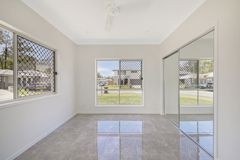 Photo - 95 Ponting Circuit, Pallara QLD 4110 - Image 4