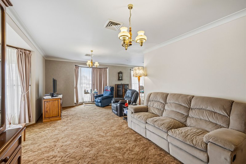 Photo - 95 Rawson Street, Kurri Kurri NSW 2327 - Image 3