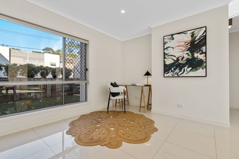 Photo - 95 Ridge Street, Greenslopes QLD 4120 - Image 18