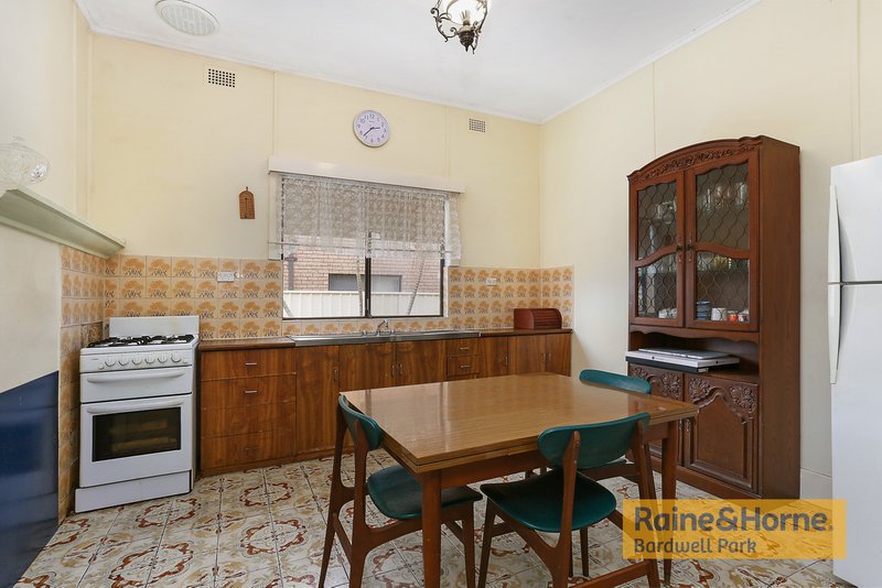 Photo - 95 River Street, Earlwood NSW 2206 - Image 2