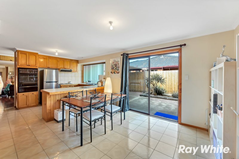 Photo - 95 Rosella Avenue, Werribee VIC 3030 - Image 10