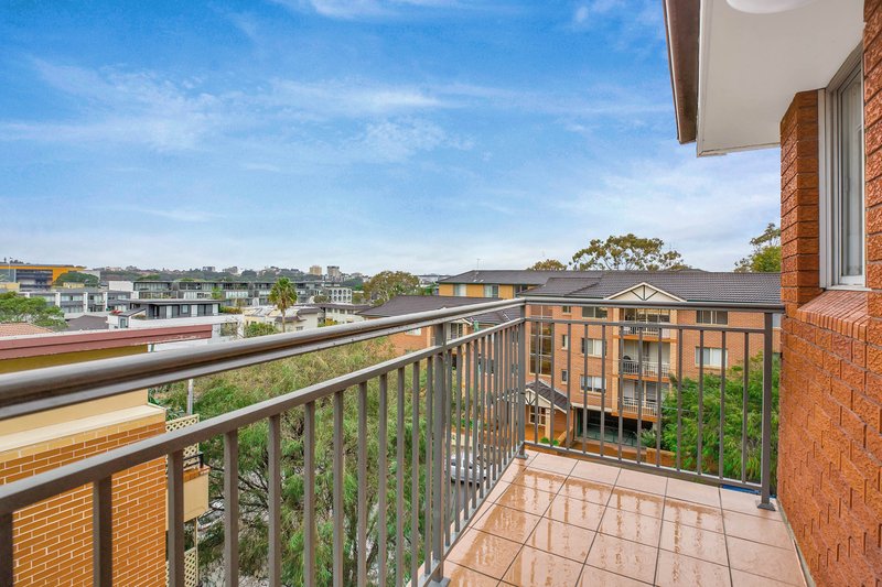 Photo - 9/5 Salisbury Road, Kensington NSW 2033 - Image 4