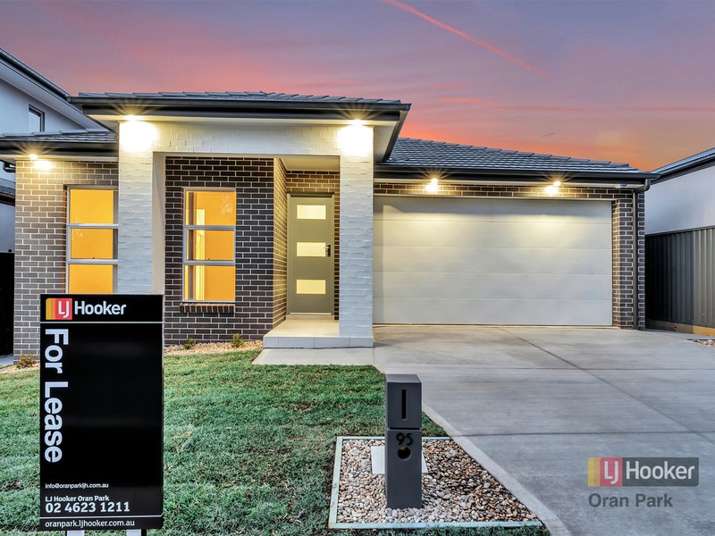 95 Sawsedge Avenue, Denham Court NSW 2565