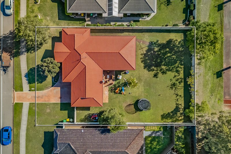 Photo - 95 South Seas Drive, Ashtonfield NSW 2323 - Image 3