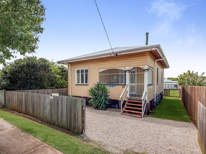 95 Taylor Street, Newtown QLD 4350