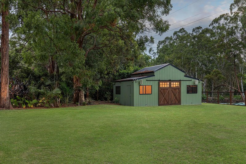 Photo - 95 Tiverton Place, Bridgeman Downs QLD 4035 - Image 34