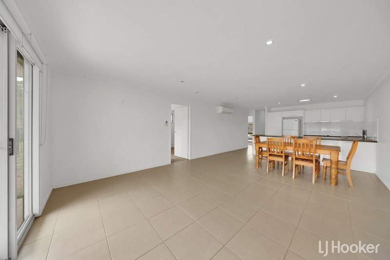 Photo - 9/5 Valley Vista Court, West Gladstone QLD 4680 - Image 5