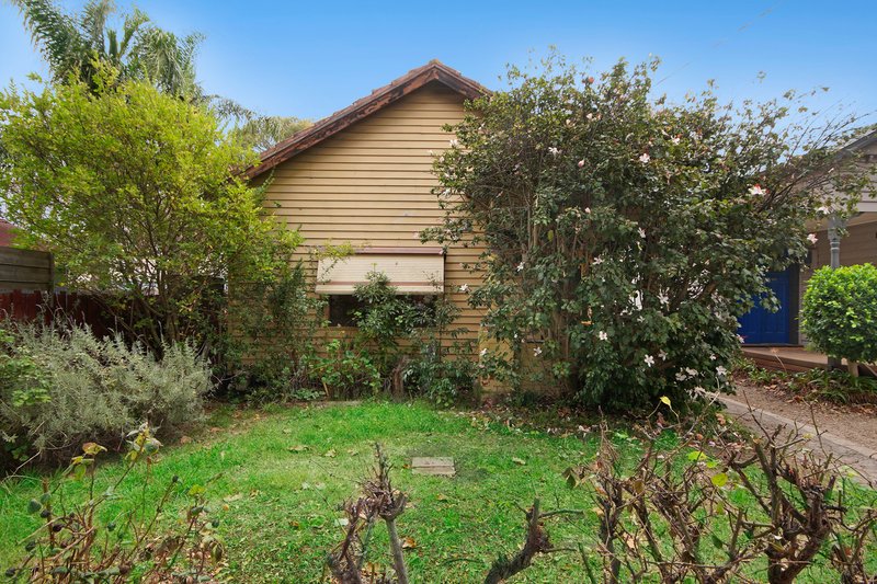 Photo - 95 Victoria Road, Northcote VIC 3070 - Image 2