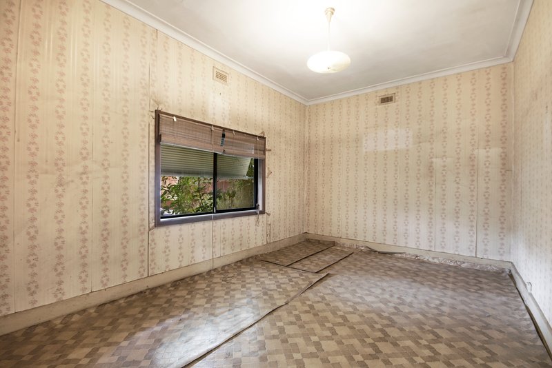 Photo - 95 Victoria Road, Northcote VIC 3070 - Image 5