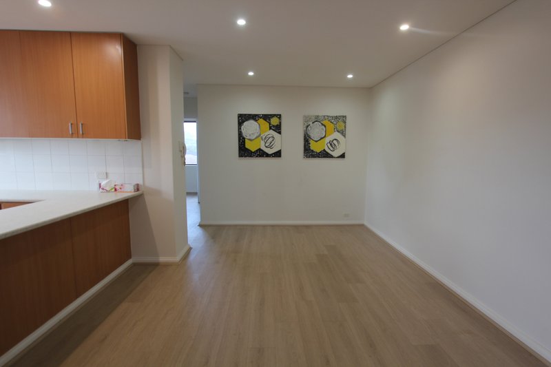 Photo - 9/50 Castlereagh Street, Liverpool NSW 2170 - Image 3