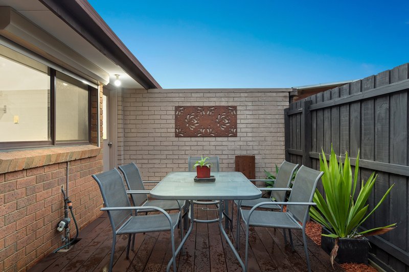 Photo - 9/50 Wedge Street, Epping VIC 3076 - Image 12