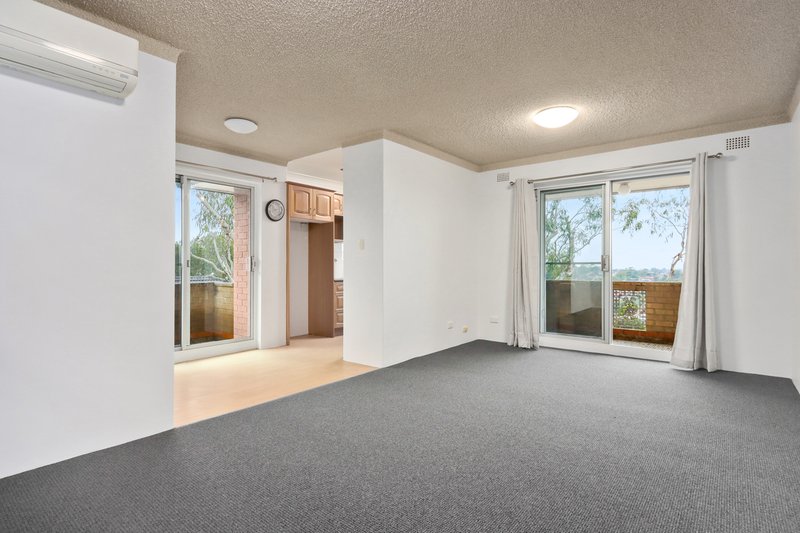 Photo - 9/51 Victoria Avenue, Penshurst NSW 2222 - Image 3