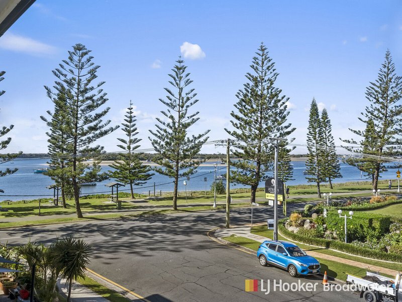 Photo - 9/516 Marine Parade, Biggera Waters QLD 4216 - Image 12