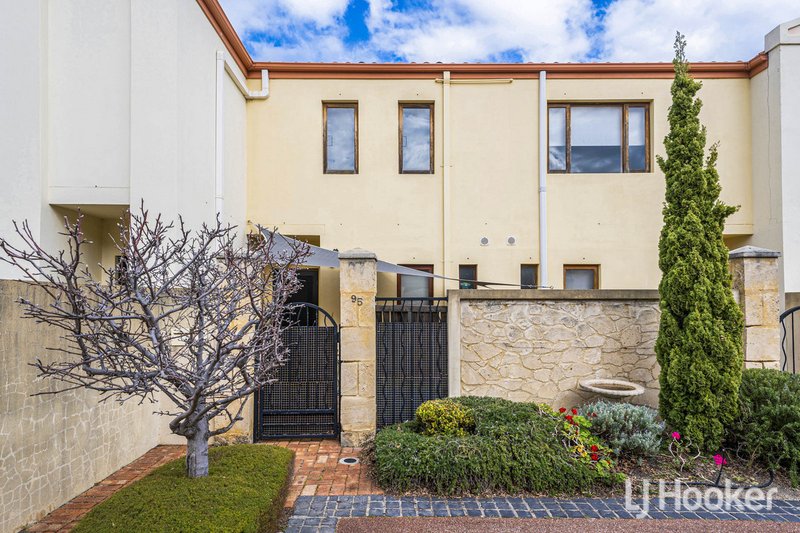 Photo - 95/18 Port Quays , Wannanup WA 6210 - Image 7