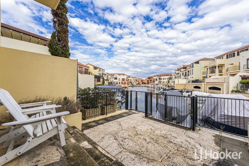 Photo - 95/18 Port Quays , Wannanup WA 6210 - Image 11