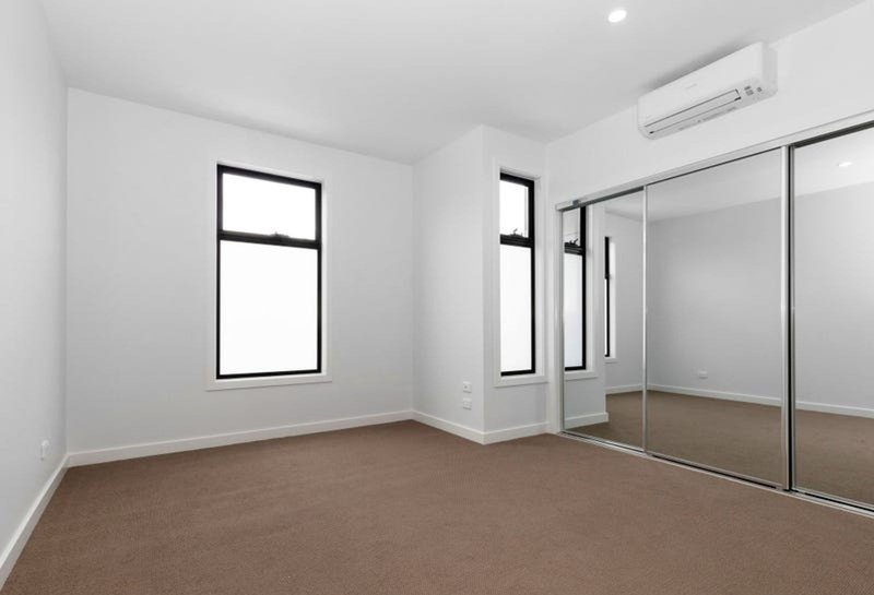 Photo - 9/52 Waterway Boulevard, Doreen VIC 3754 - Image 5