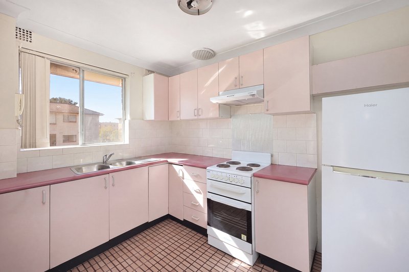 Photo - 9/53 Goulburn Street, Liverpool NSW 2170 - Image 3