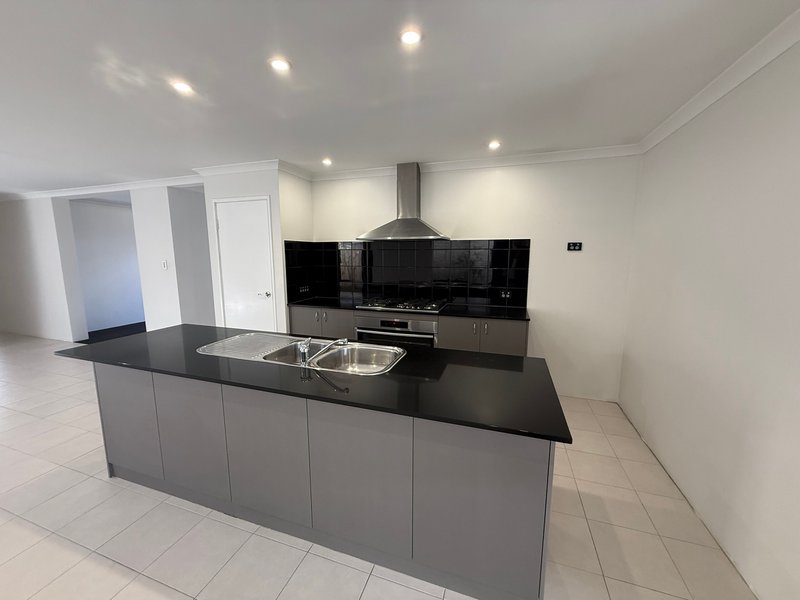 Photo - 9/54 Cob Road, Brabham WA 6055 - Image 4
