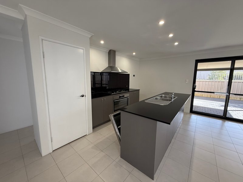 Photo - 9/54 Cob Road, Brabham WA 6055 - Image 5