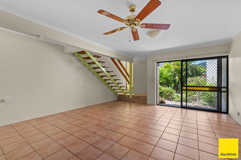 Photo - 9/55-61 Mazlin Street, Edge Hill QLD 4870 - Image 3