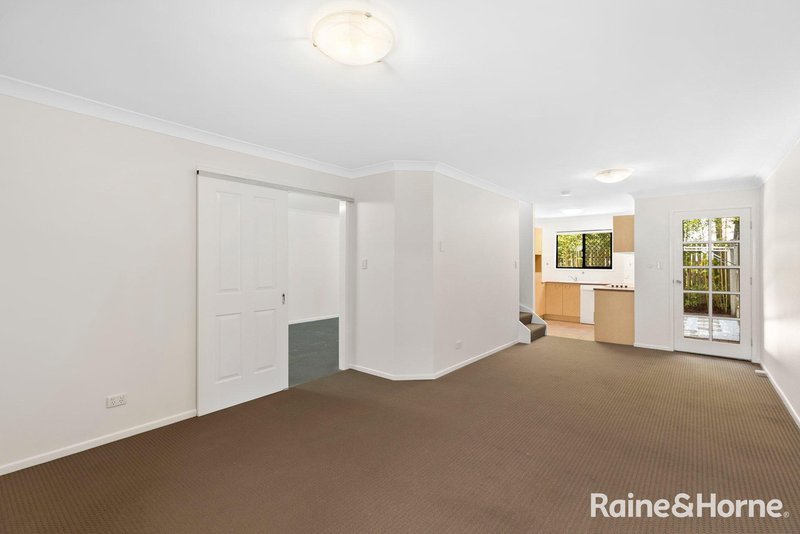 Photo - 9/57 Coonan Street, Indooroopilly QLD 4068 - Image 4