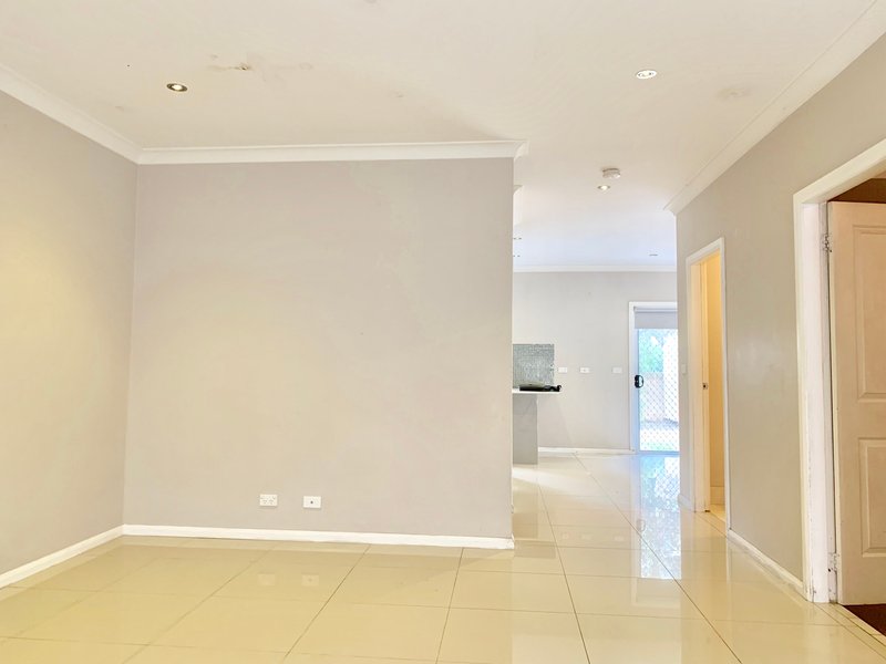 Photo - 9/59 Willowbank Crescent, Canley Vale NSW 2166 - Image 14