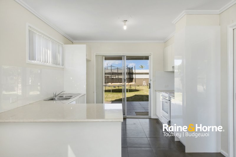 Photo - 95A Laelana Avenue, Budgewoi NSW 2262 - Image 3