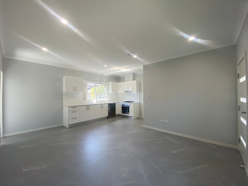 Photo - 95A Mississippi Road, Seven Hills NSW 2147 - Image 8