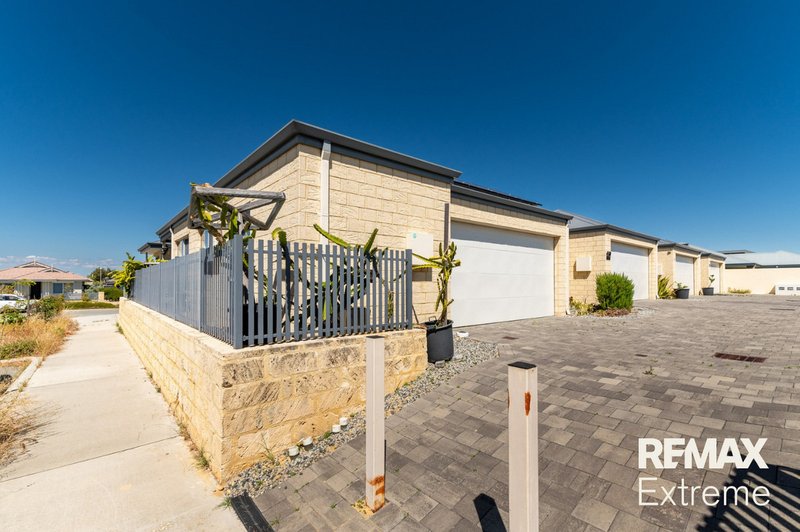 Photo - 95A Piazza Link, Alkimos WA 6038 - Image 23